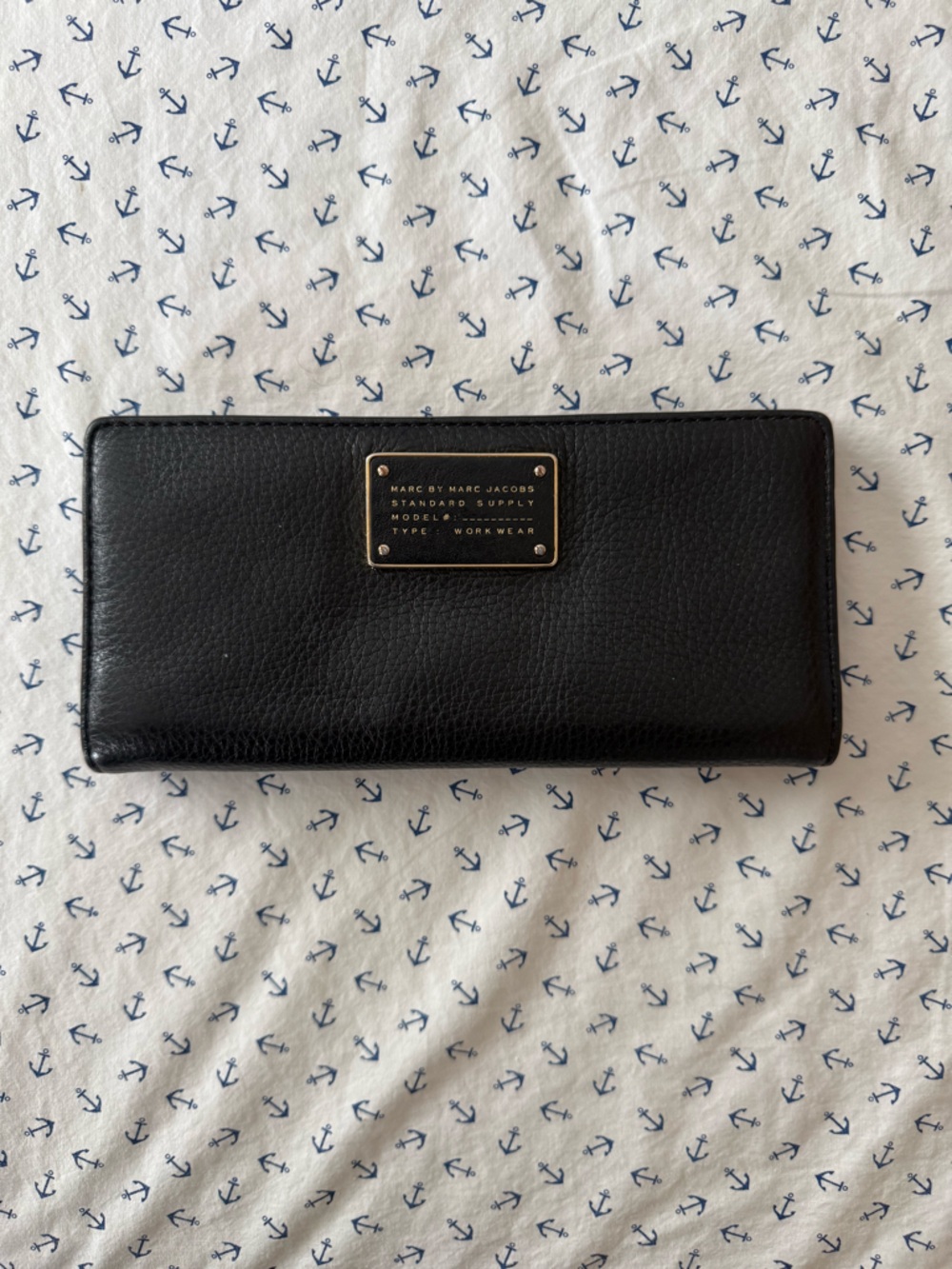 Marc by Marc Jacobs Black Pebbled Leather Logo Plate Continental Wallet